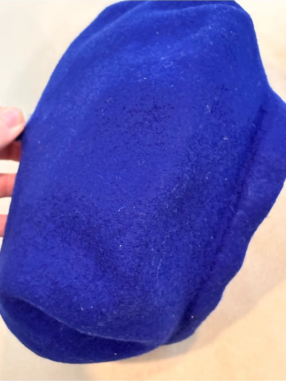 Gucci GG Royal Blue Wool Beret Size 58cm M